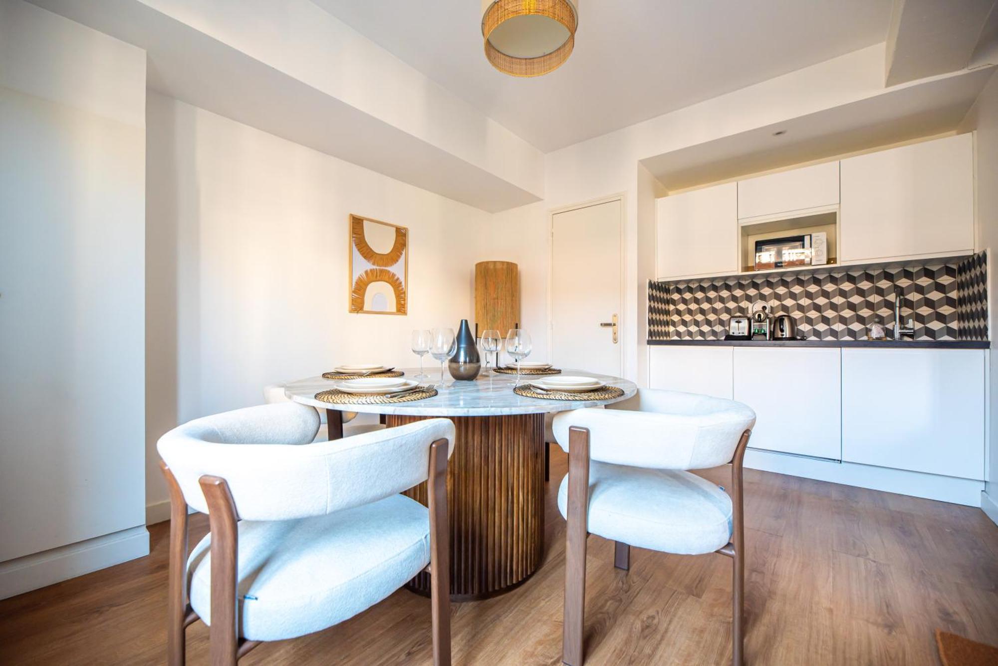 Cosy Flat In Saint-germain Des Pres 4*